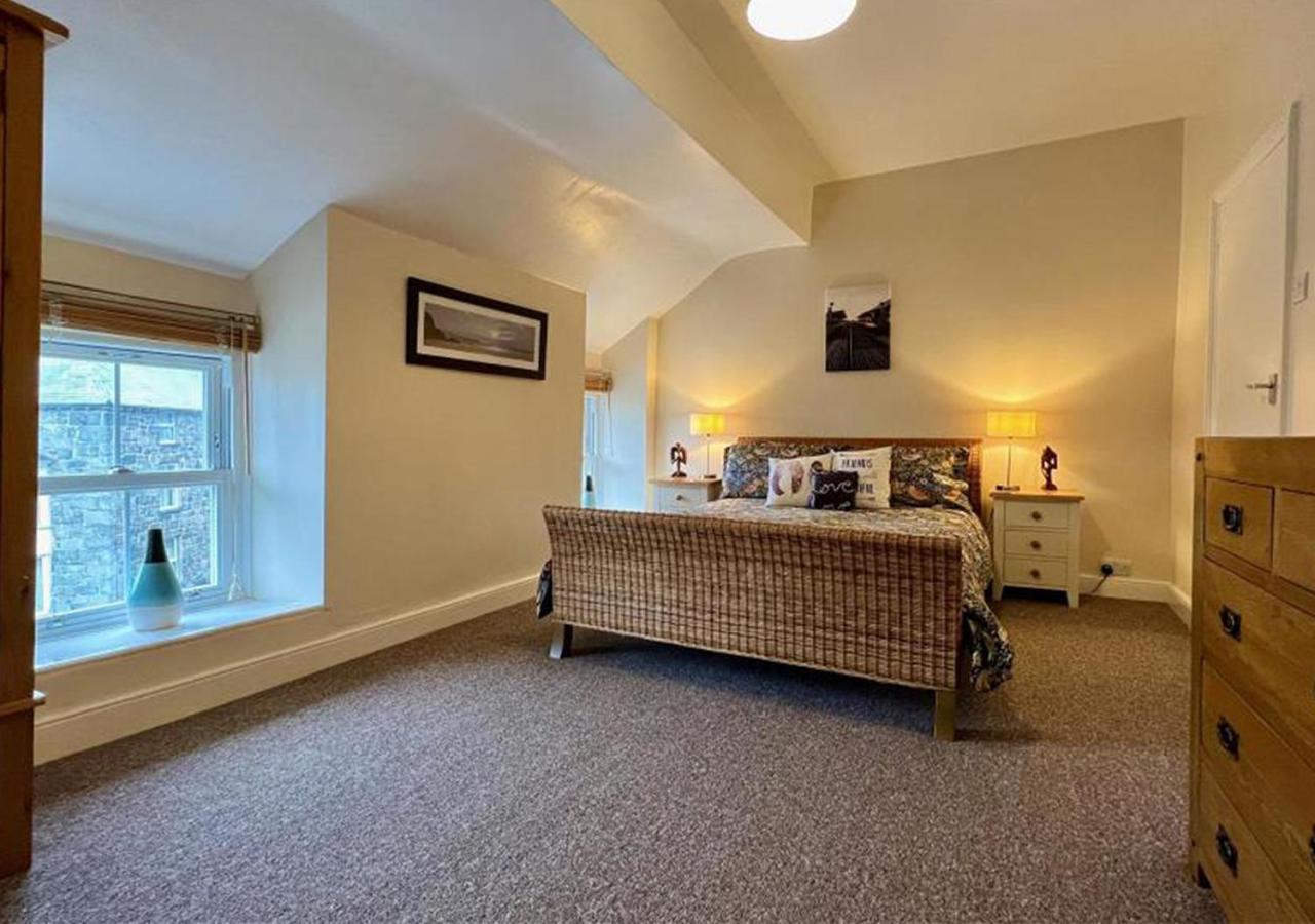 Luxury 4 Bedroom Seaside Apartment - Glan Y Werydd House Бармут Екстер'єр фото